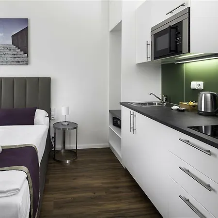 Отель Elizabeth 4*