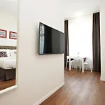 Elizabeth Hotel 4*