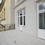 Elizabeth Hotel 4*