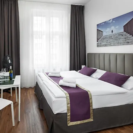 Elizabeth Hotel 4*