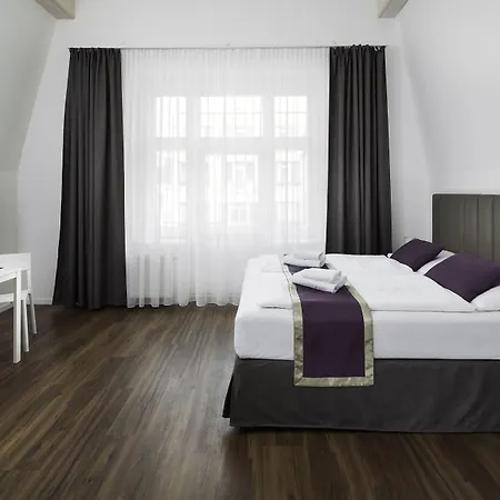 Elizabeth Hotel