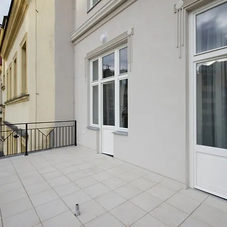 Elizabeth מלון 4*