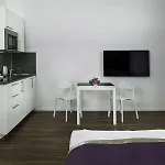 إليزابيث سويتس 4*